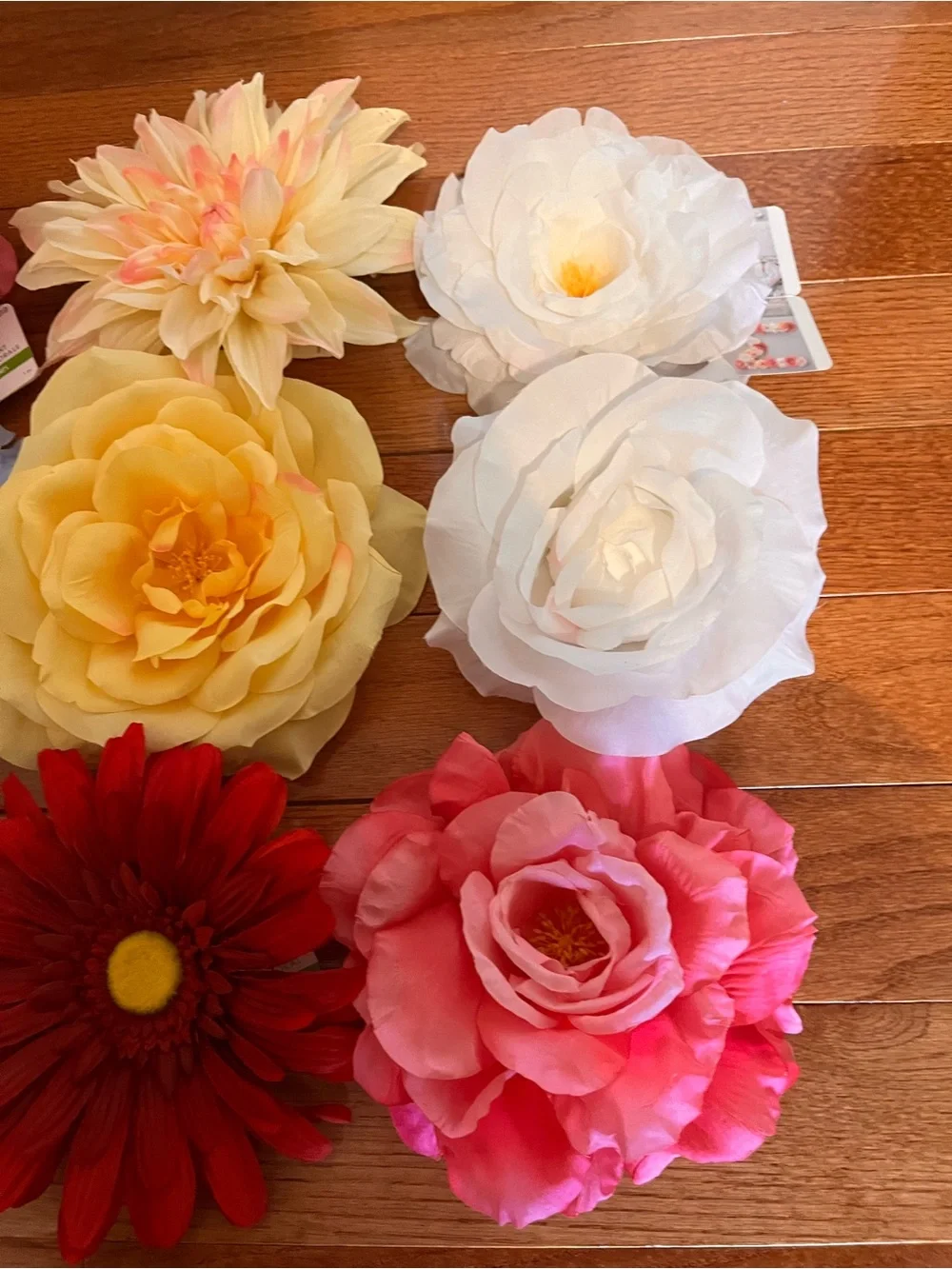 15 Ashland Singular Large Flowers for Display - “D” Hook on back of each - NWT!